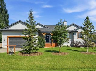 14 W Lloyd Cres NE, Rocky View County, AB T0J1X1