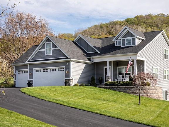 3rd image of 10505 W Pitch Apple Ln