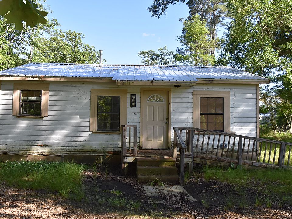 1st image of 2075 Laramie St