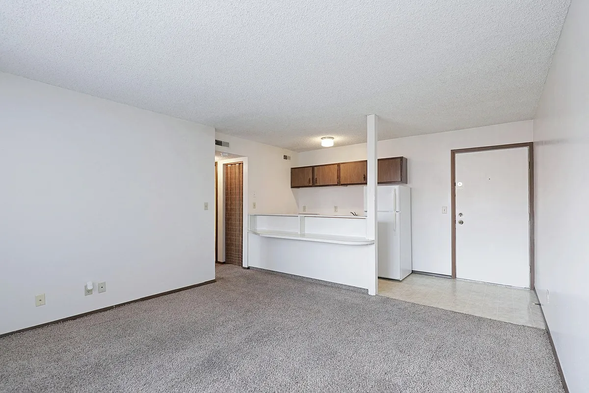 Floor plan 1 Bed, 1 Bath B