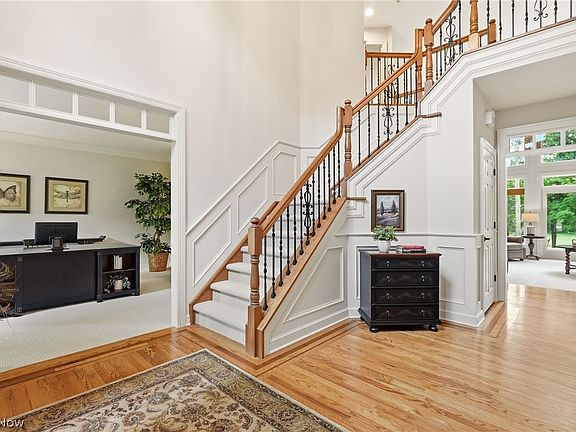 5th image of 312 Aberdeen Ln