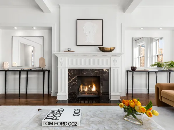 975 Park Avenue image 2 of 19