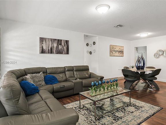 4th image of 3130 NW 165th St