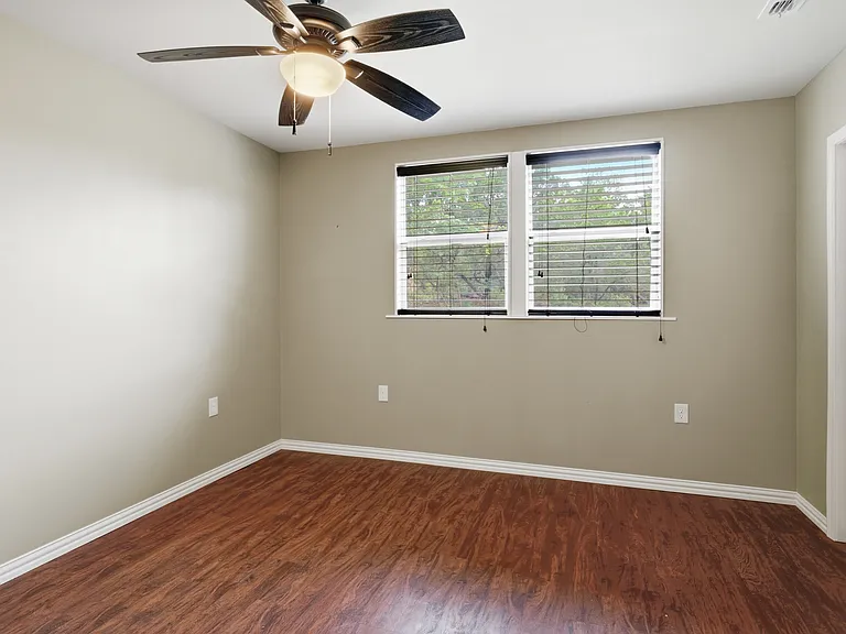 7606 Williamson Creek Dr — Photo 23