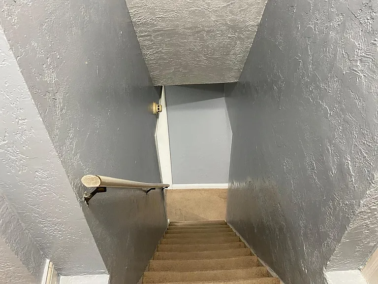 625 Chess St — Photo 15