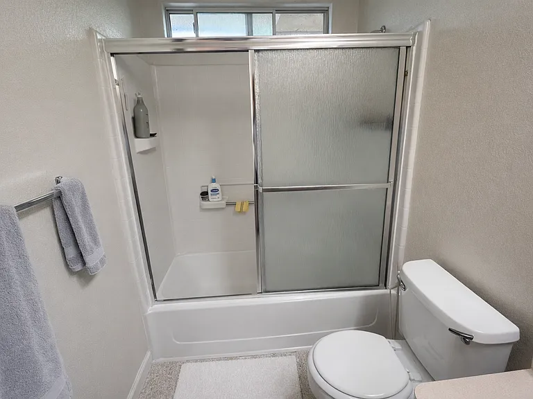 645 Adams St #5 — Photo 11