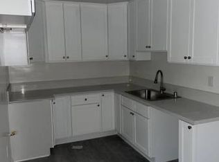 15025 Burbank Blvd, Van Nuys, CA 91411