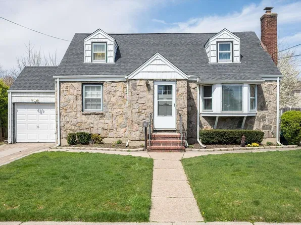 1783 Maurice Avenue, East Meadow, NY 11554