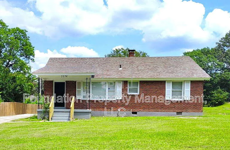 3276 Ashland St — Photo 1
