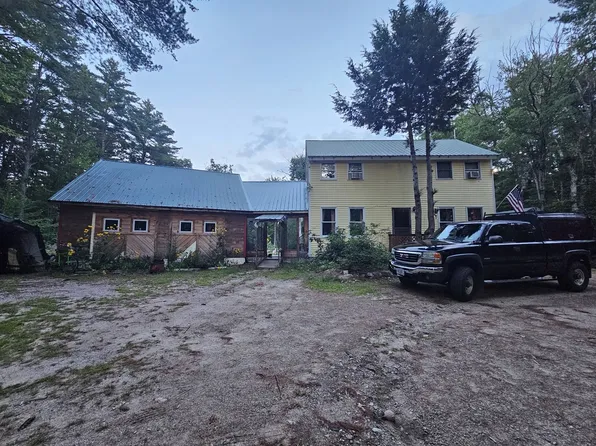 534 Forest Pines Rd, Madison, NH 03849