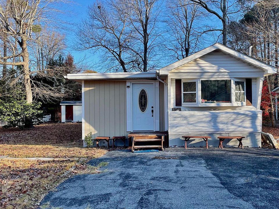 1st image of 37241 Mississippi Dr