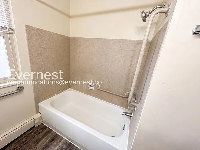 4311 N Chestnut St #2 — Photo 8