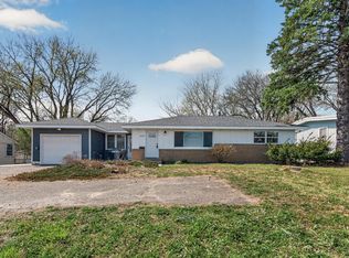 3125 Winnetka Ave N, Crystal, MN 55427