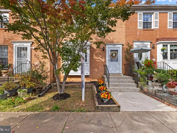 7718 Trevino Ln, Falls Church, VA 22043