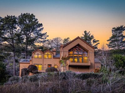 2801 Purissima Creek Rd, Half Moon Bay, CA, 94019