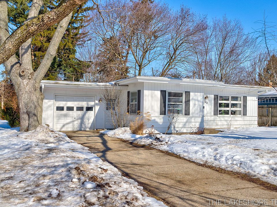 1st image of 843 W 25th St