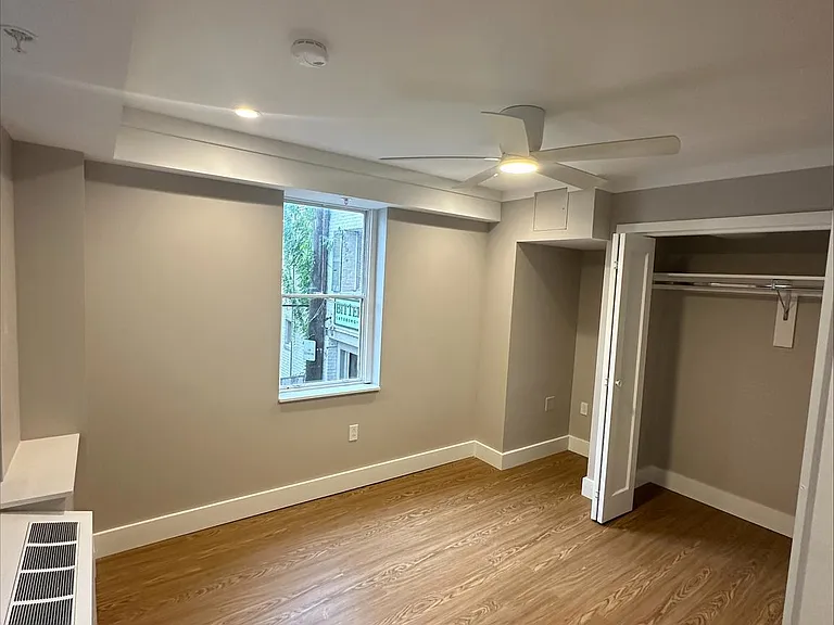 815 King St #3D — Photo 10