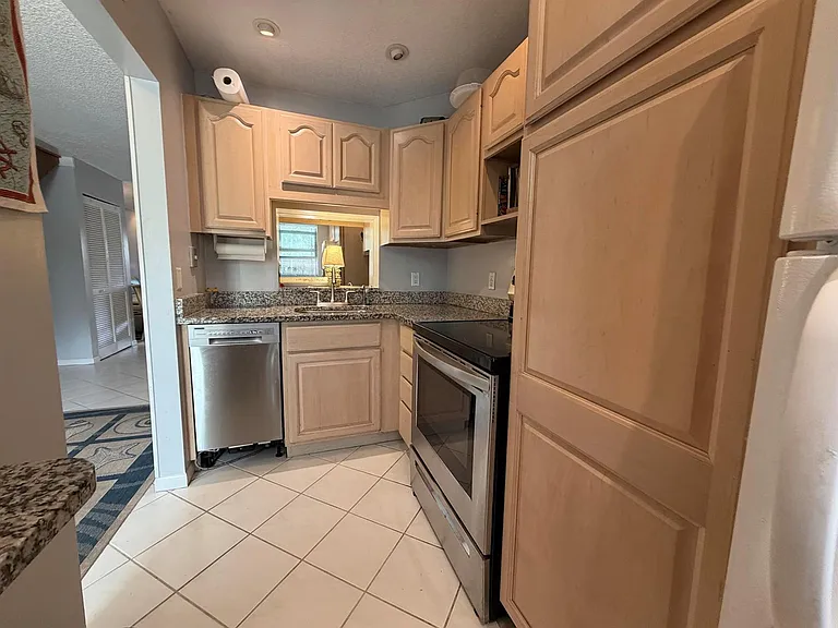 4235 N Highway A1A #14 — Photo 5
