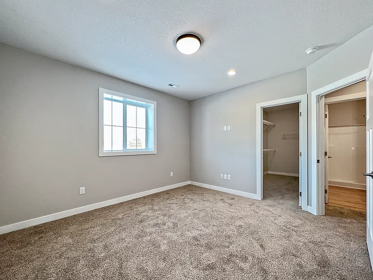 1016 NW Bethel Ln — Photo 22