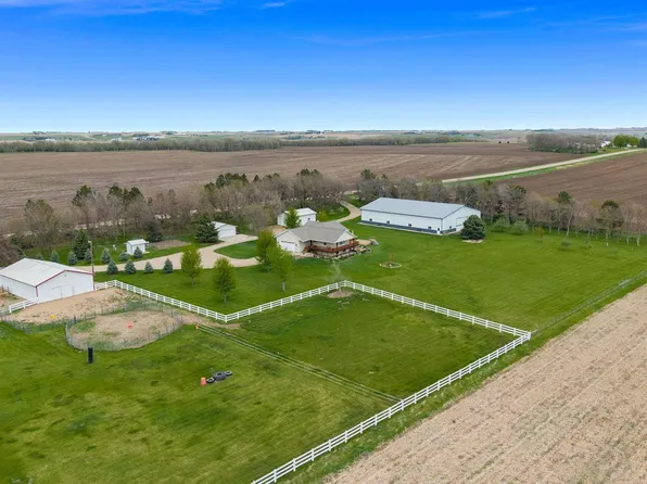 48349 276th St, Canton, SD 57013