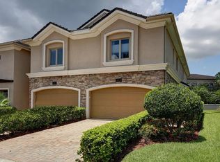 606 Saxony Blvd, Saint Petersburg, FL 33716