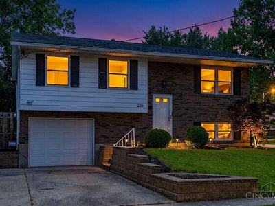 226 Goodrich Ln, Cincinnati, OH, 45233