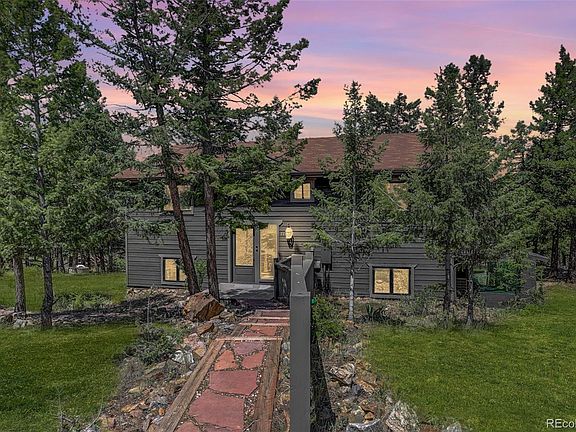 2nd image of 71 Columbine Drive