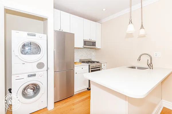 Rented by MySpaceNYC | media 12