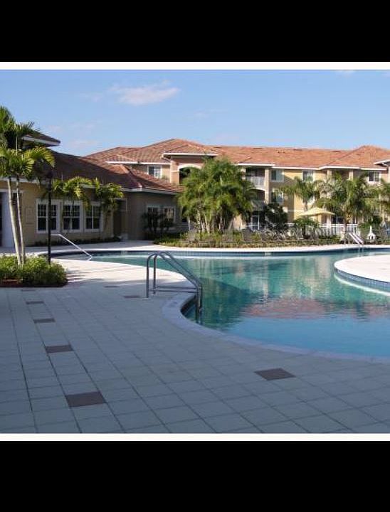 FD947B66-E39F-40BE-AB26-83940B4B564F