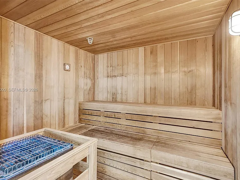 665 NE 25th St #2303 — Photo 36