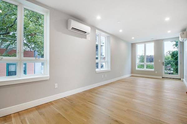 1st image of 102 Quincy St #3B