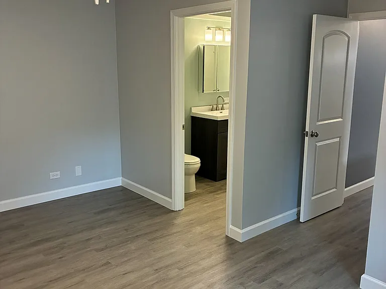 1315 Loral Ave — Photo 6