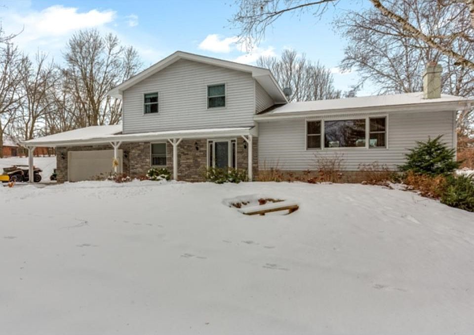 5 Level Home on 4 Acres 30x40X10 Add Garage