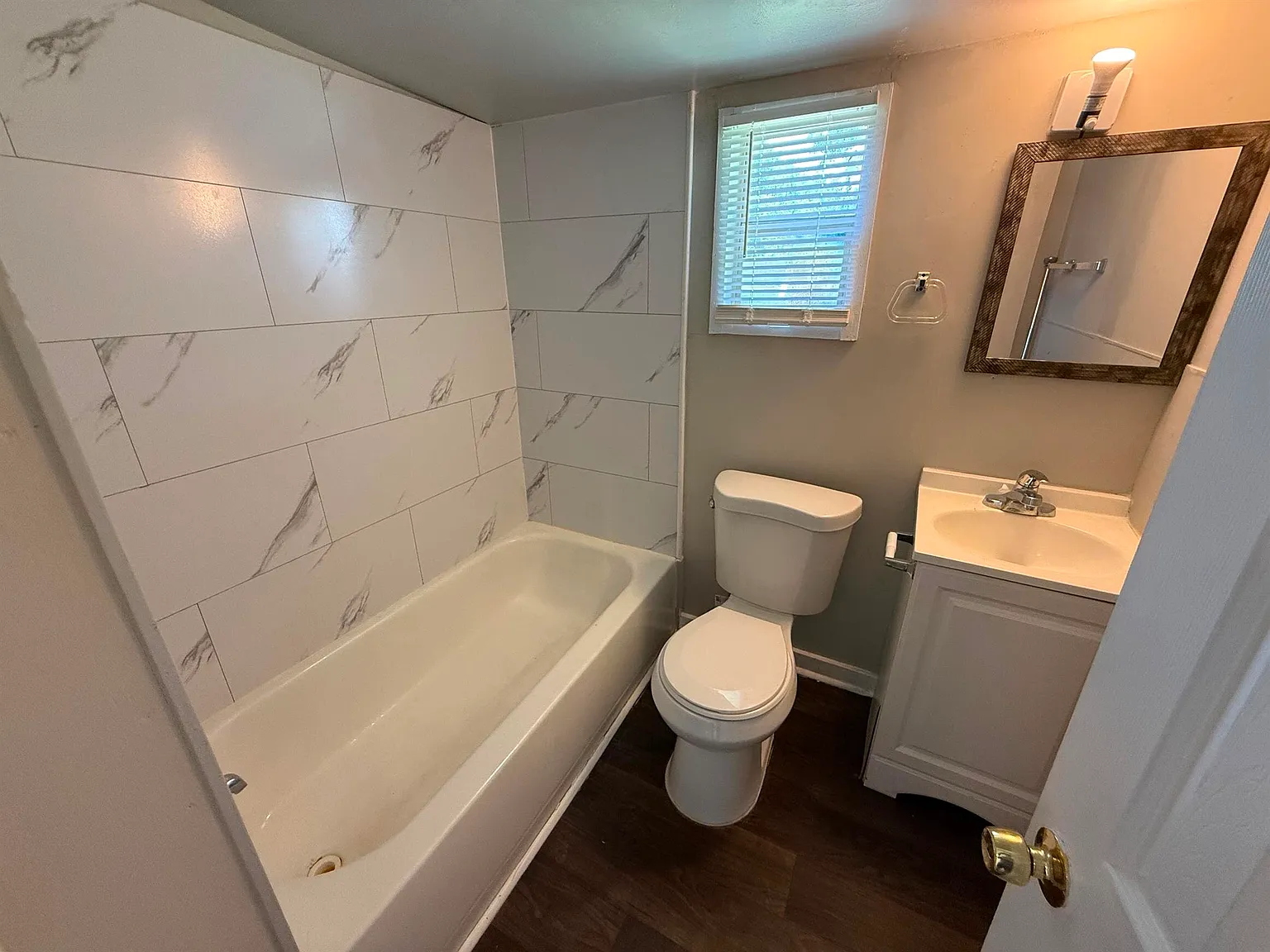 1336 Caldwell St — Photo 3