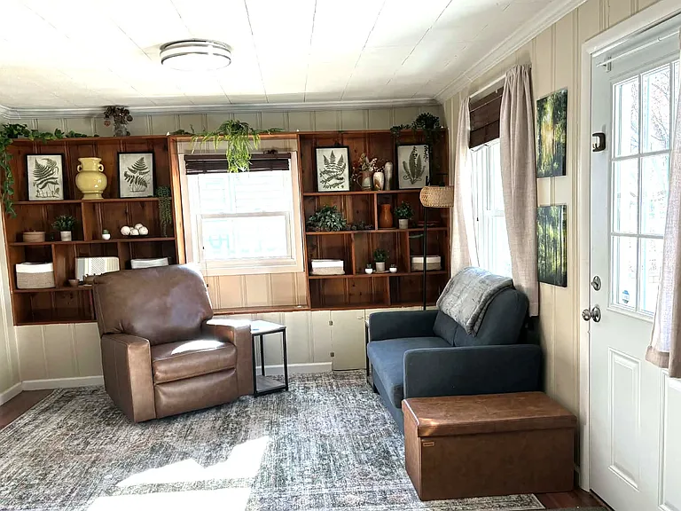 Sitting Area