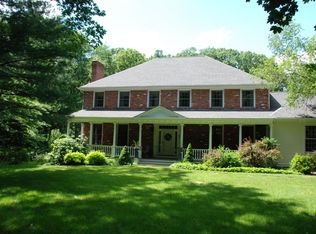 97 Ruddock Rd, Sudbury, MA 01776