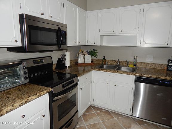 5th image of 1815 Gardiner Ln APT K99