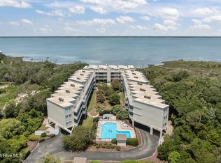 650 Salter Path Rd APT 207, Pine Knoll Shores, NC 28512