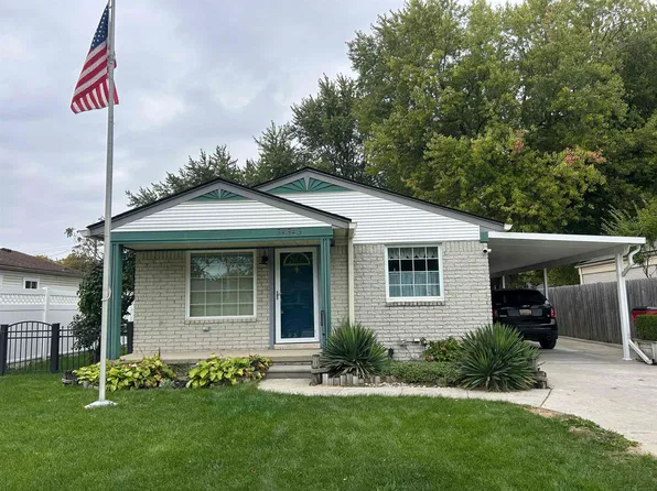 34343 Virgil St, Harrison Township, MI 48045