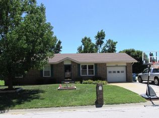 1200 E Parkview St, Ozark, MO 65721