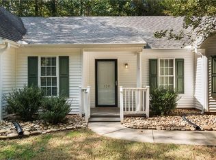 120 Cottonwood Dr, Seneca, SC 29678