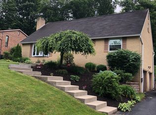 132 Hampton Ct, Butler, PA 16002