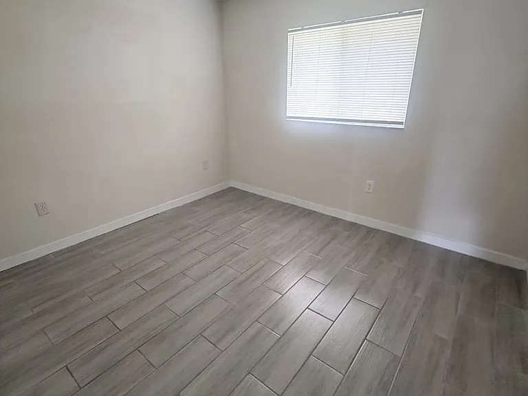 5004 Chiquita Blvd S — Photo 28