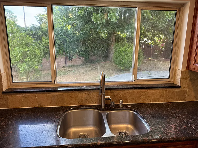 8606 Casaba Ave — Photo 54