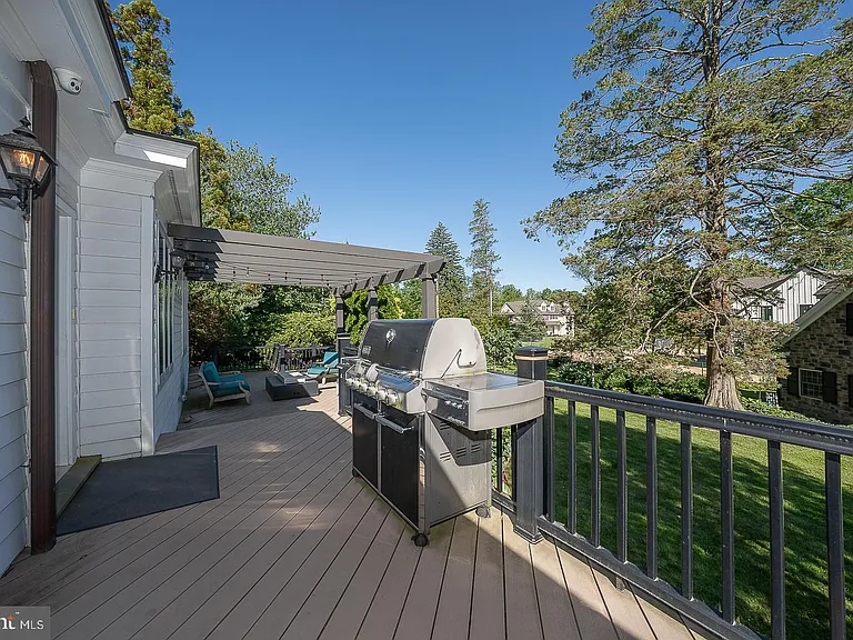 101 E Brookhaven Rd — Photo 111