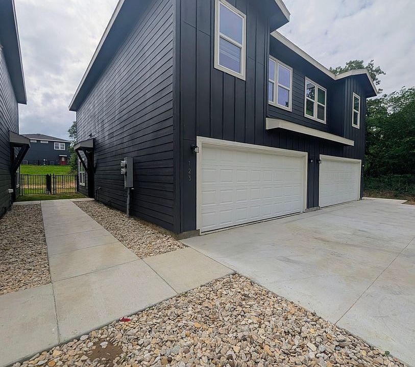 1st image of 3501 E Renfro St #123