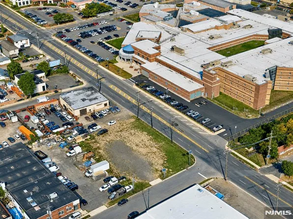 Lafayette St, Hackensack, NJ 07601