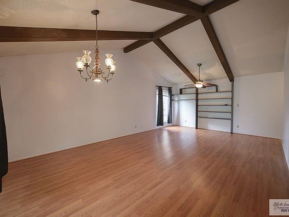4th image of 125 Catherine Ln