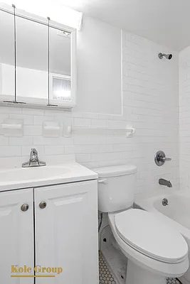 Rented by Kole Group | media 28