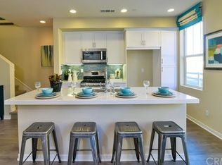 717 S Azusa Ave APT G, Azusa, CA 91702